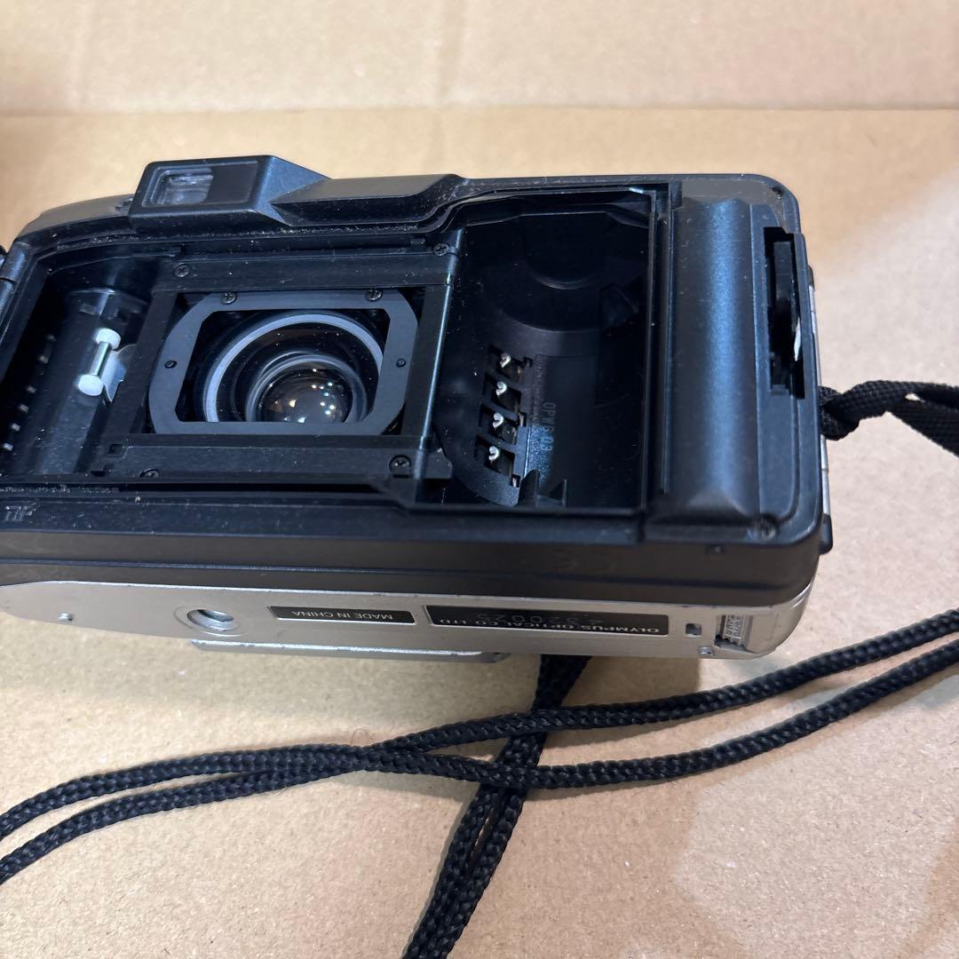 カメラ　OLYMPUSオリンパス　SUPERZOOM 105G