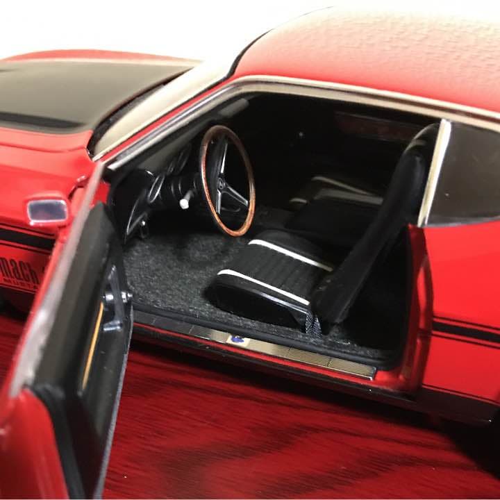 1/18 ムスタングマッハ1カスタム希少車