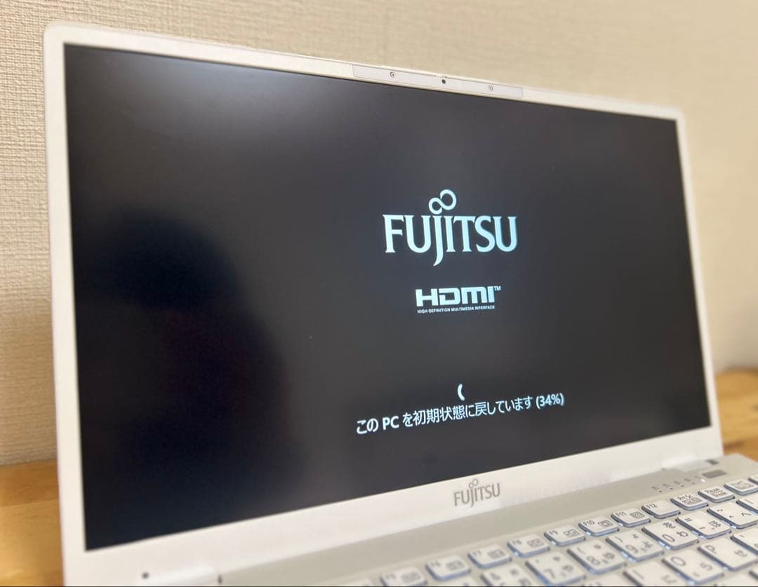 富士通 LIFEBOOK UH08/G3 ノートパソコン　故障修理保証2027年