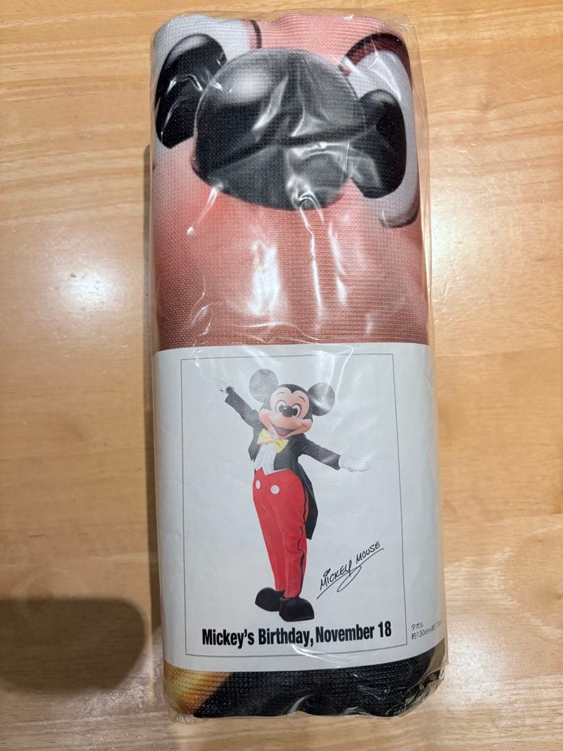 ミッキー　実写　等身大　タオル　ブランケット　新品未開封品　ディズニーランド