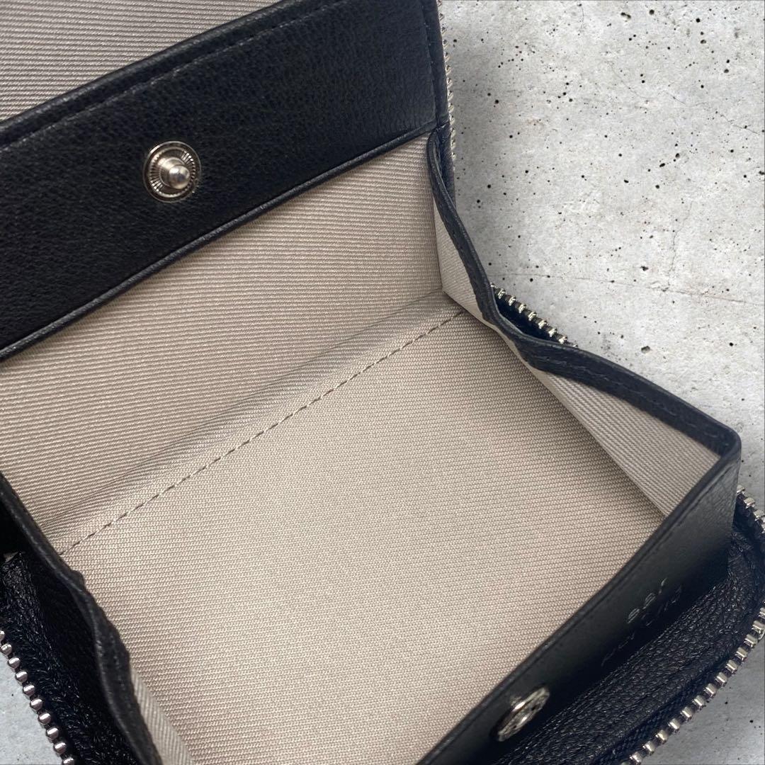 未使用 PEZ perche ear コラボジャバラ二つ折り財布 ブラック イア