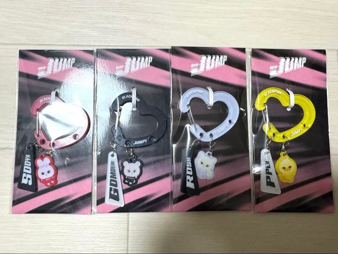【ソウルポップアップ限定】BLACKPINK カラビナキーホルダー　4個セット