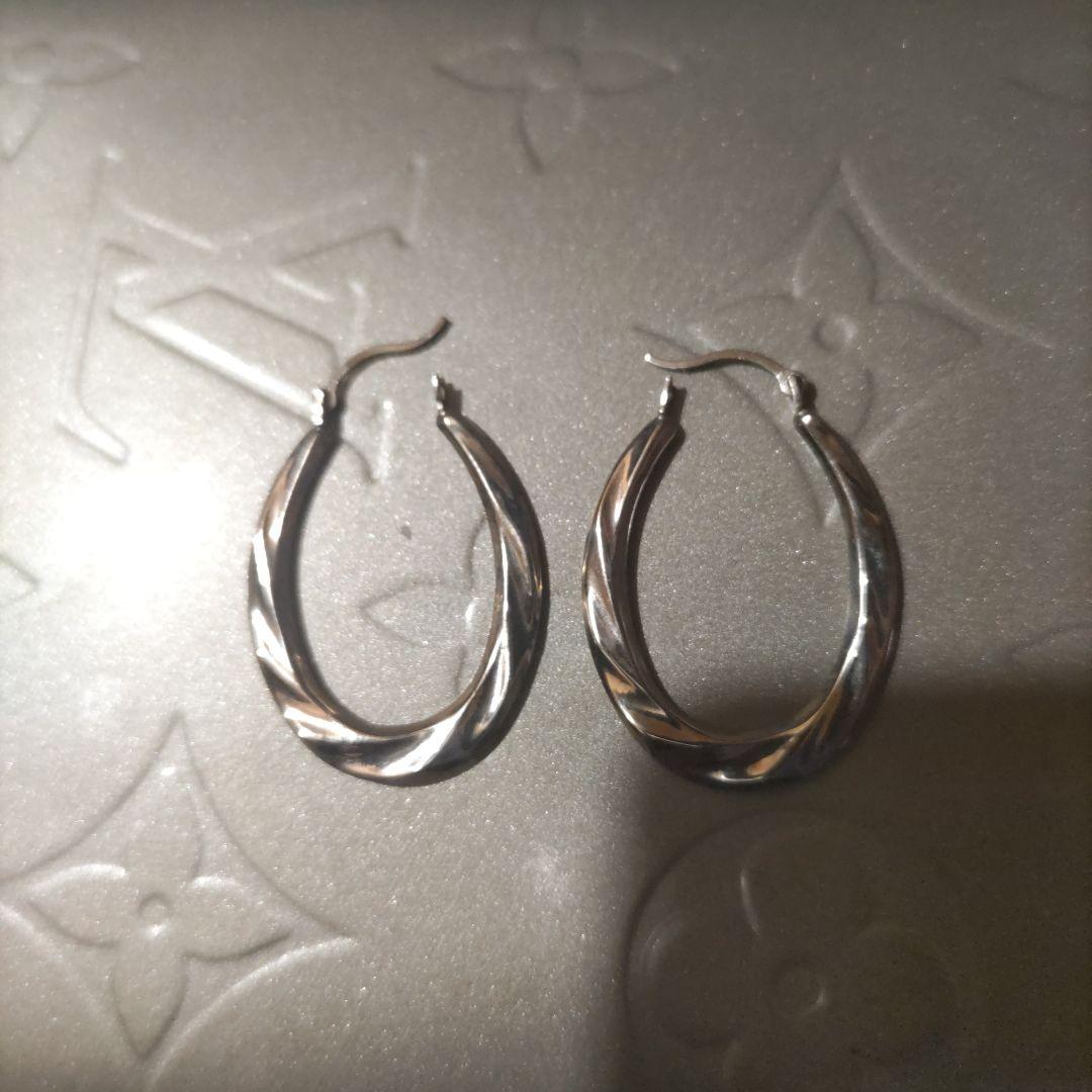 短期間出品！最終値下げ！K10イエローゴールド　10K フープピアス