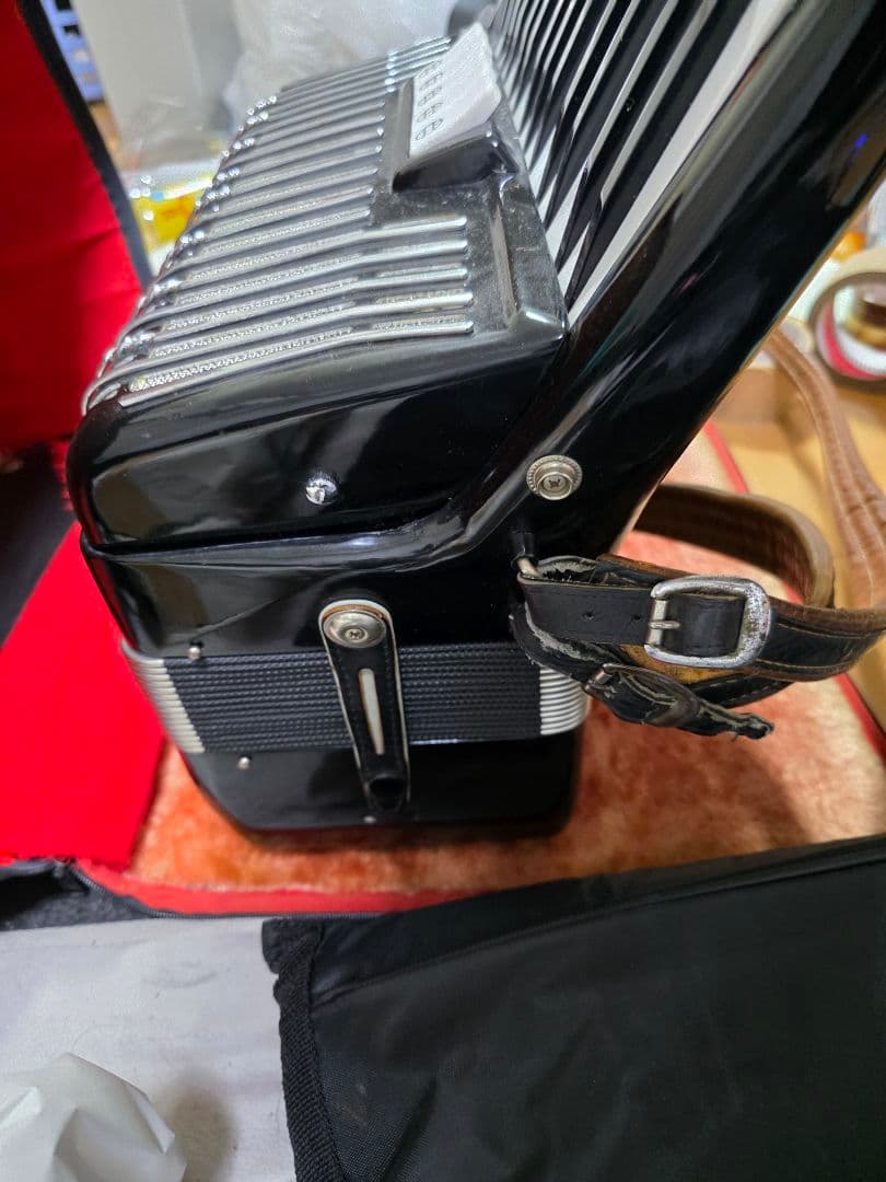 YAMAHA ヤマハ最高級モデル　ヴィンテージ　アコーディオン　３４鍵８０ベース