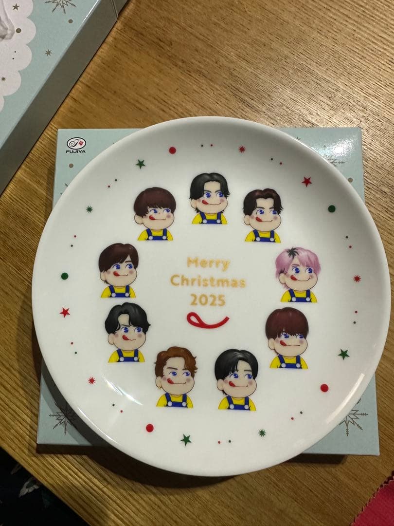 2*。様 非売品　FUJIYA x  Man オリジナルクリスマスプレー