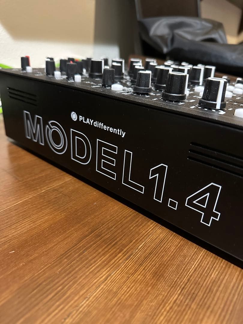 【希少アナログミキサー】PLAY differently MODEL1.4
