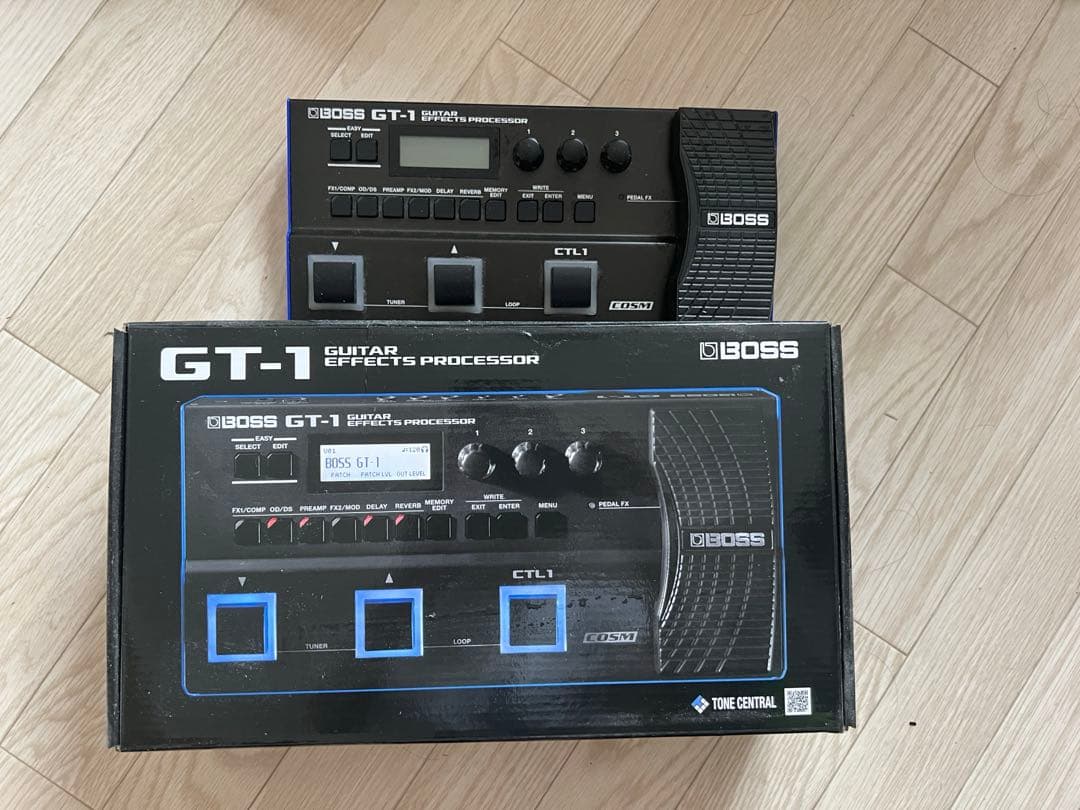 BOSS GT-1 アダプター付き