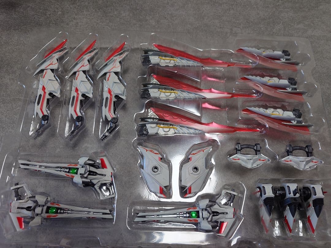 【破損あり】L BUILD ガンダムアストレイ レッドドラゴニクス