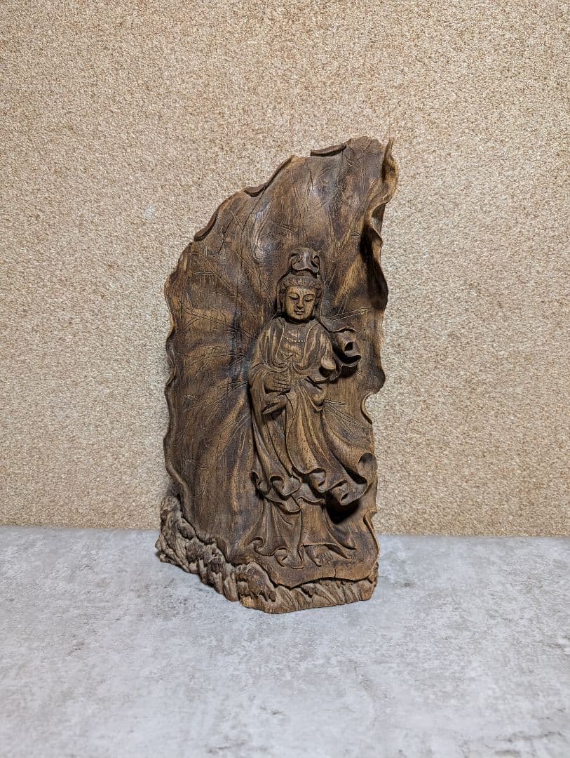 天然木 彫刻 観音像 流木造り レリーフ 木彫り 仏像 高さ36.5cm