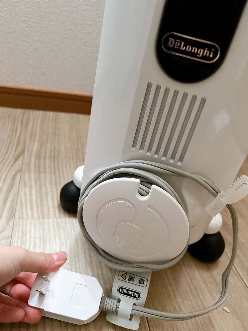 デロンギ オイルヒーター JRE0812 ホワイト