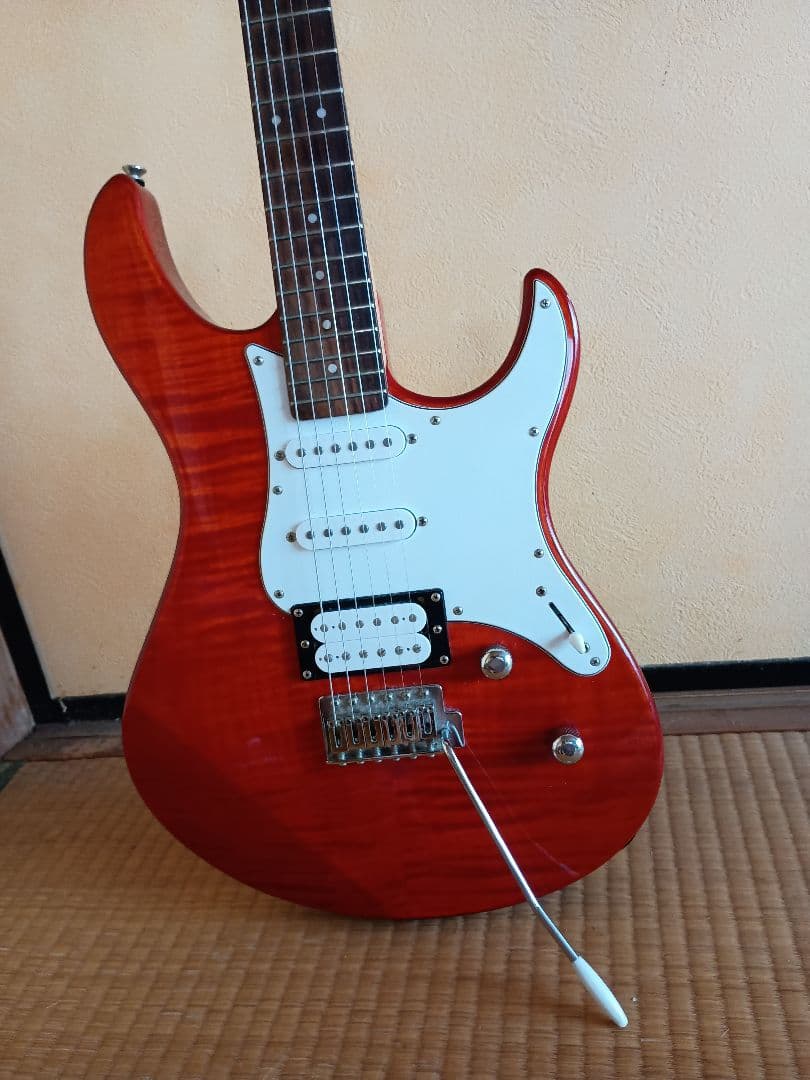 YAMAHA ヤマハ エレキギター PACIFICA 212VFM
