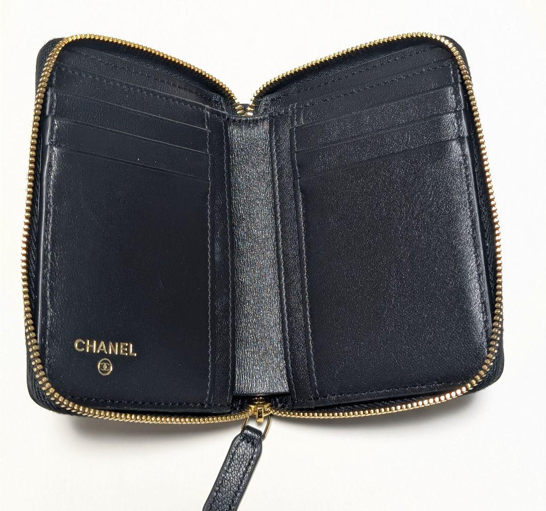 CHANEL 二つ折り財布　ブラック