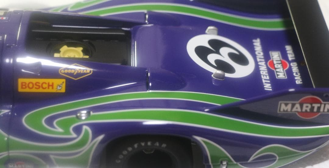 AUTOart 製 ポルシェ９１７ロングテール　１９７１ 1/18 　中古品