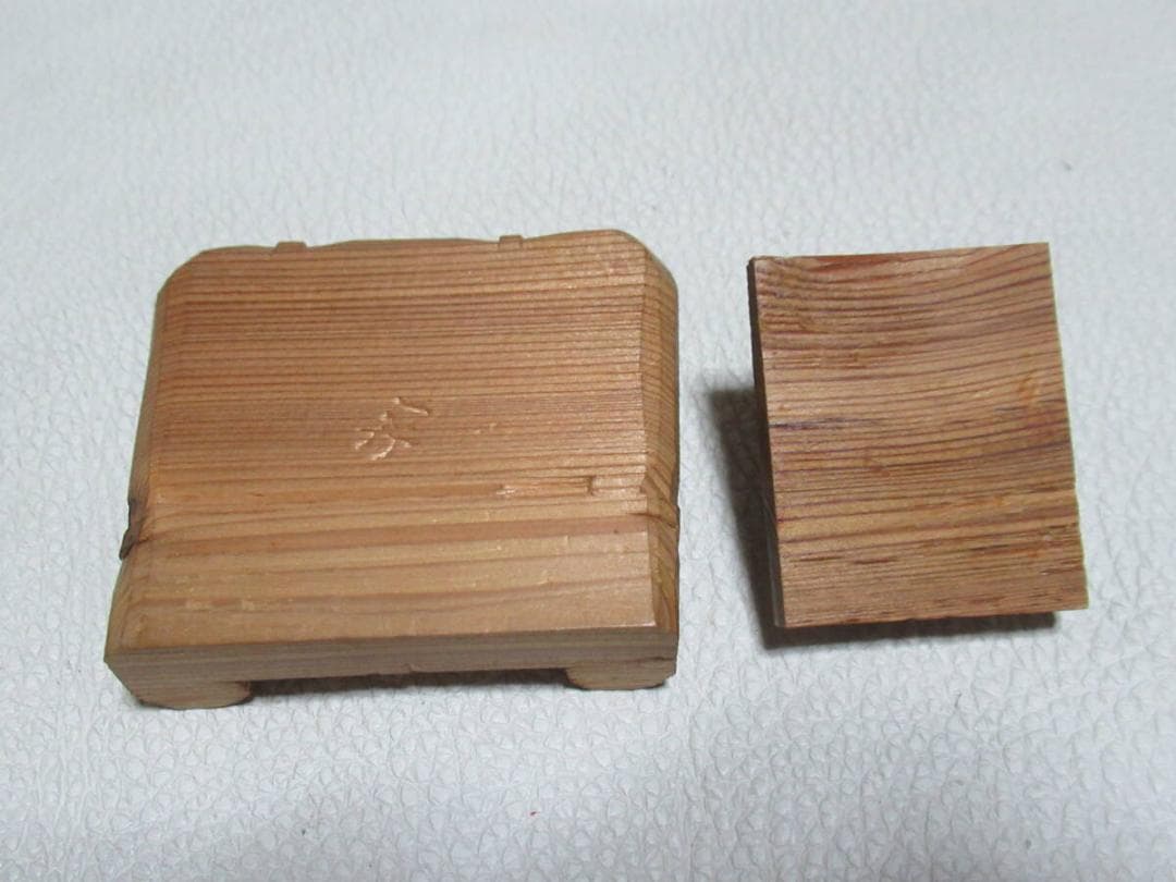 極希少1940年頃◆木彫名工 平安永田一行作『支那事変従軍記念』鉄帽デザイン香合