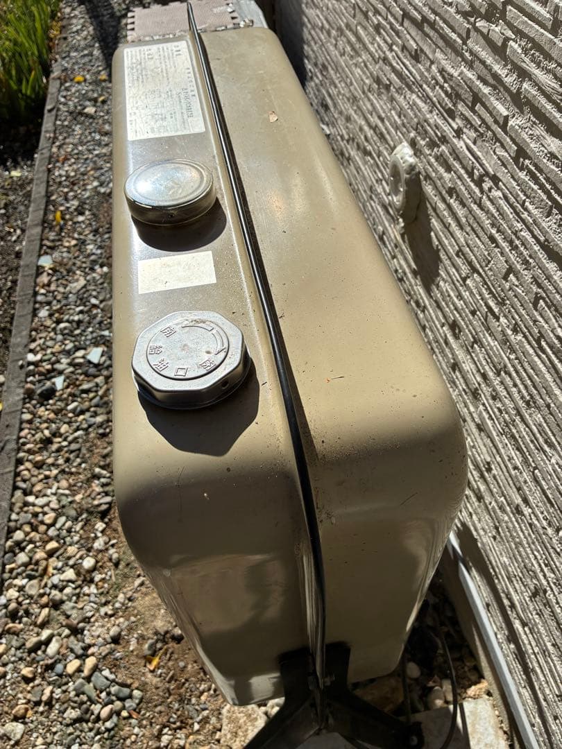 灯油タンク角型約９０Ｌ東洋アルテタイト産業株式会社中古品