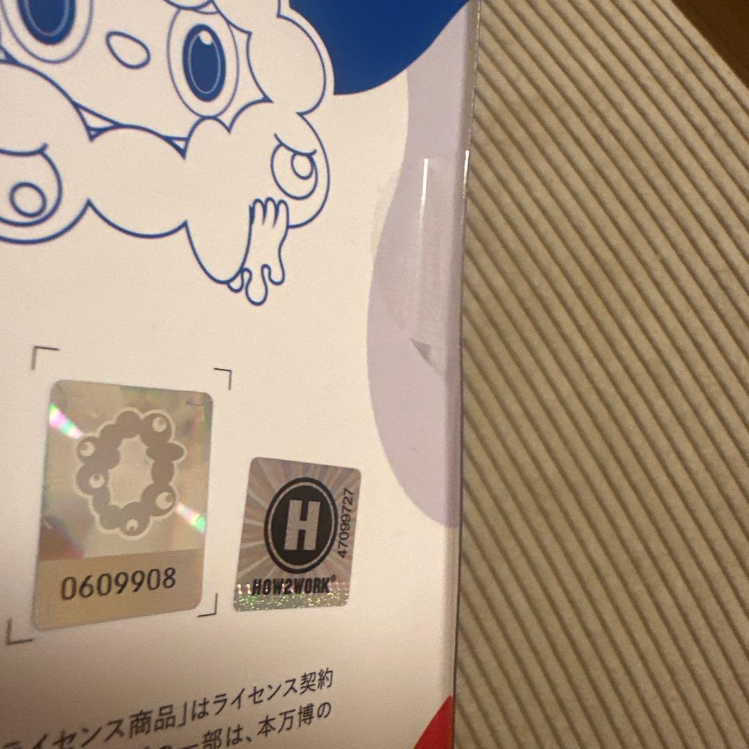 LABUBUMYAKU-MYAKUストラップ付きフィギュアラブブミャクミャク万博