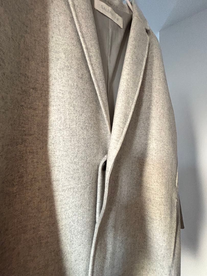 R。GALERIE VIEライトメルトン チェスターコート