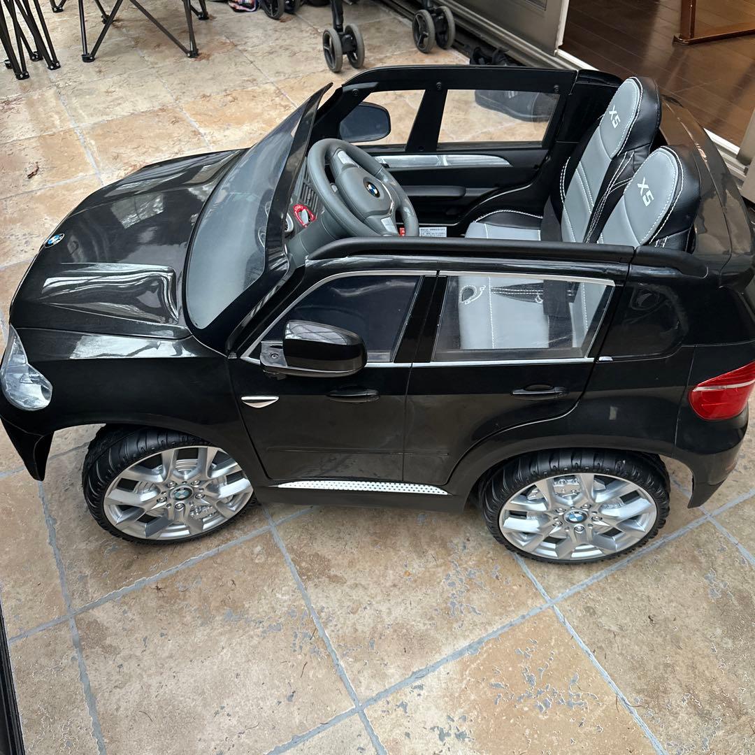 子供用電動自動車　アヴィーゴ　トイザらス限定BMW-X5