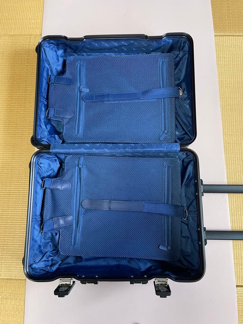 HONMAブラック キャリーケース 約50cm 未使用　値下げ！