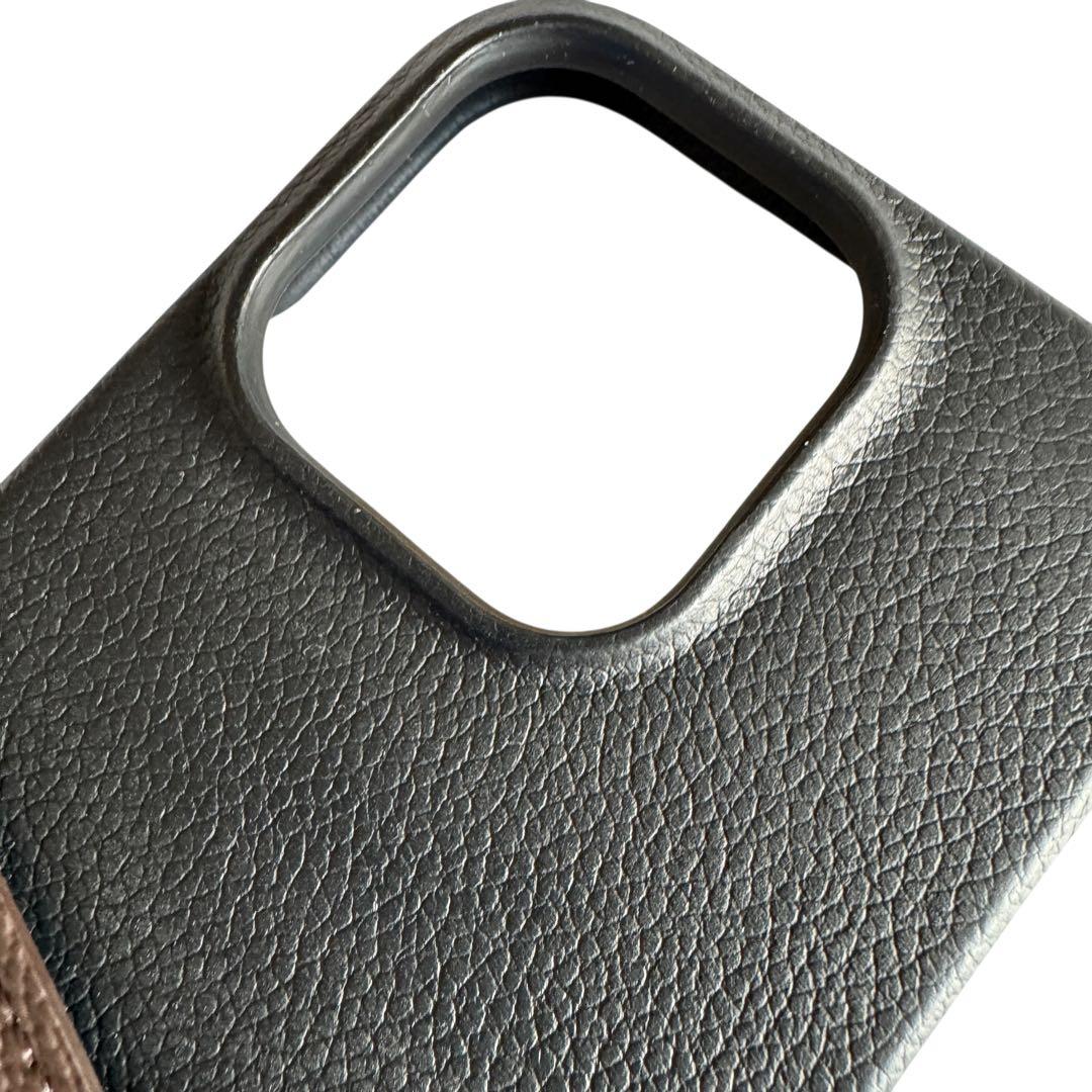 ルイヴィトン　iPhone16 pro ケース　M12551　25年製