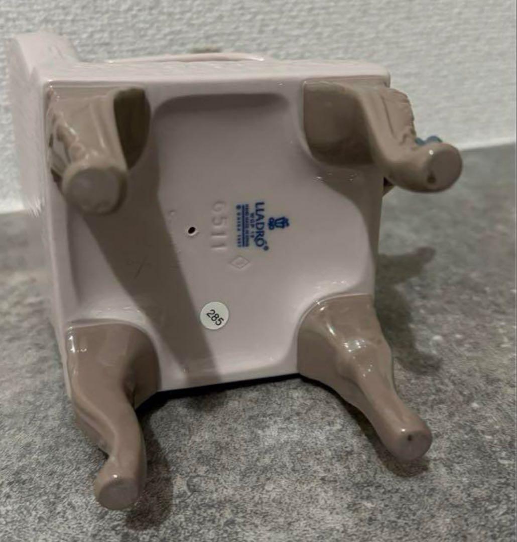 LLADRO リヤドロ お誕生日のプレゼント アンティーク 陶器人形