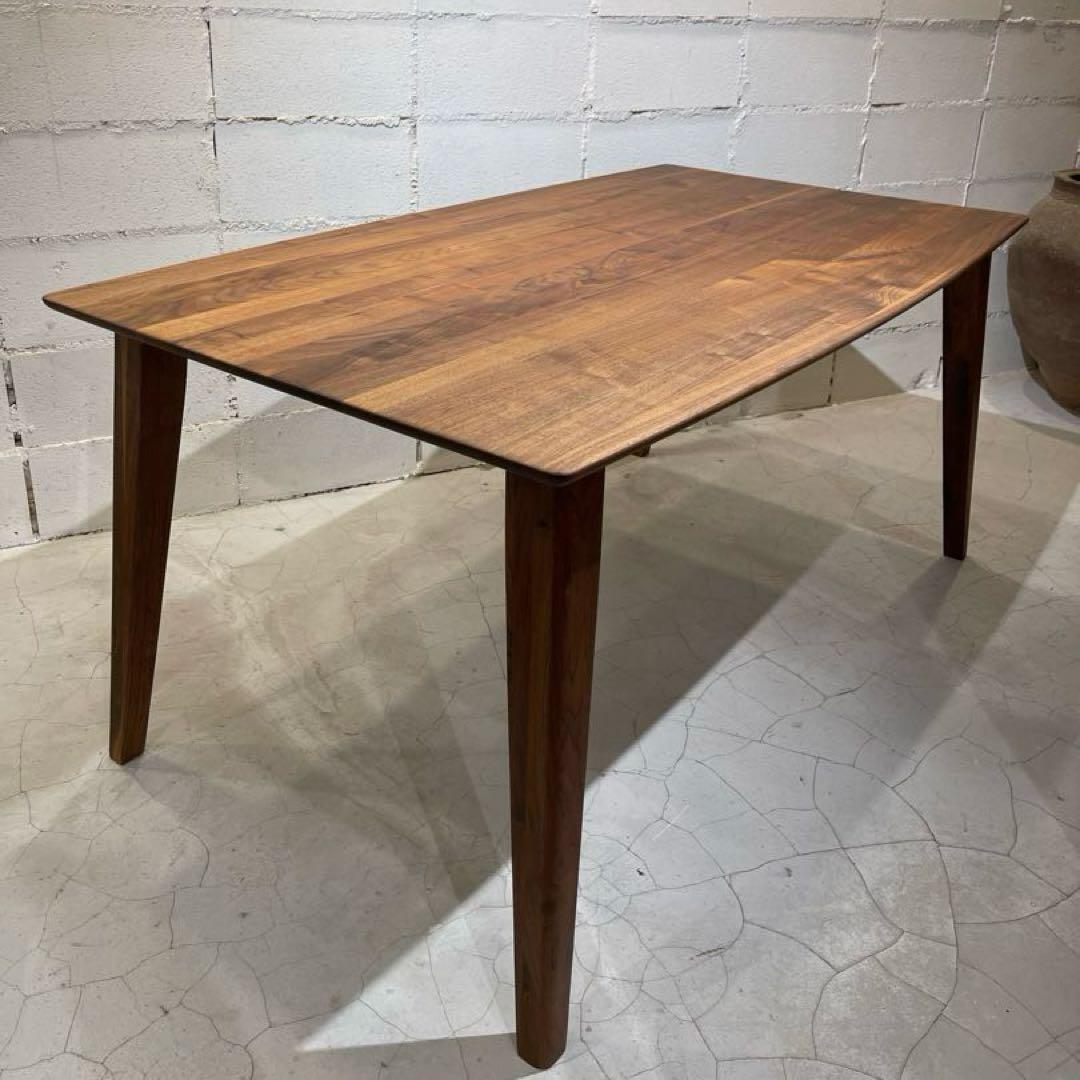 美品　ウォールナット無垢材　ダイニングテーブル　大塚家具　フィガロ　北欧　モダン