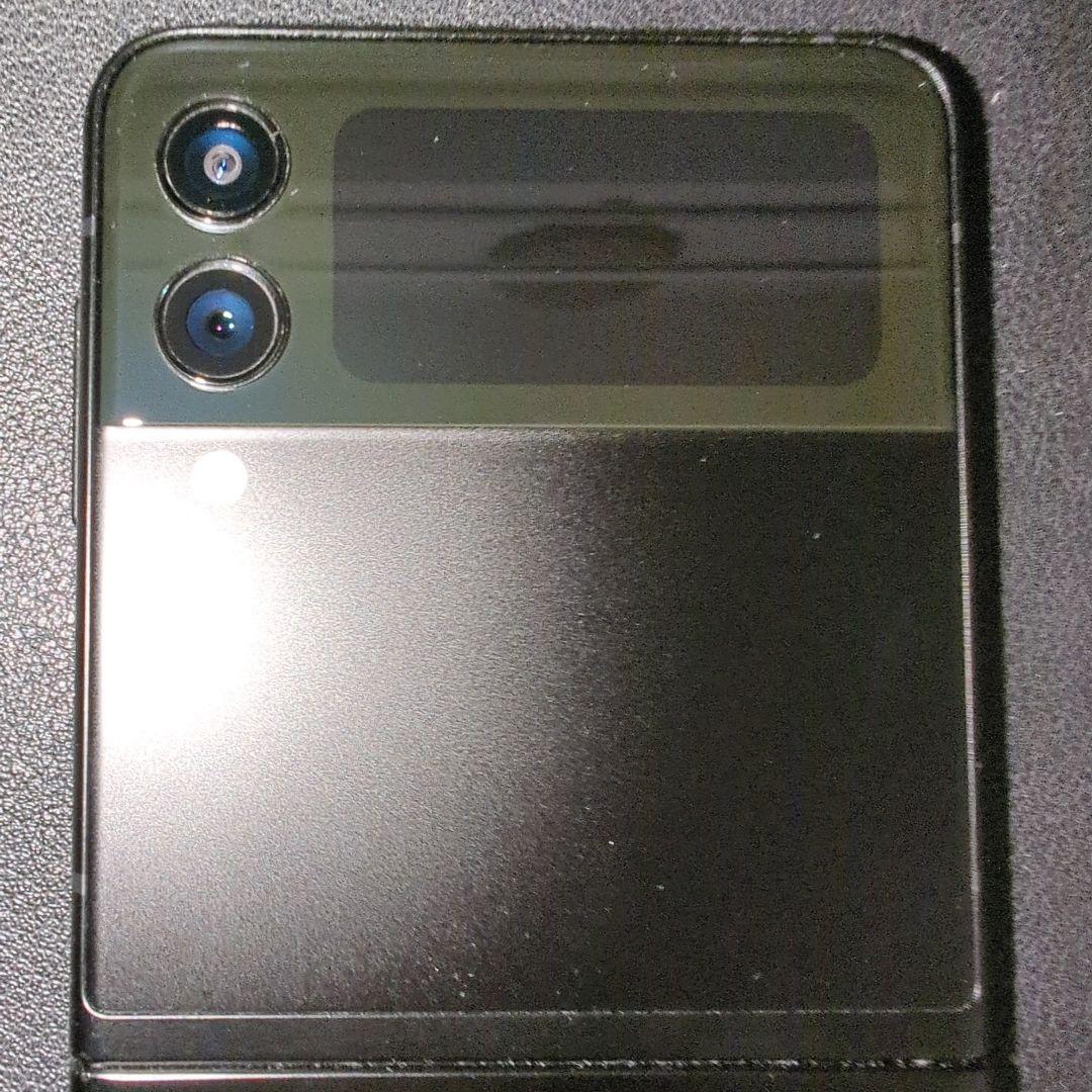 Galaxy Z Flip3 5G ファントムブラック au SCG12