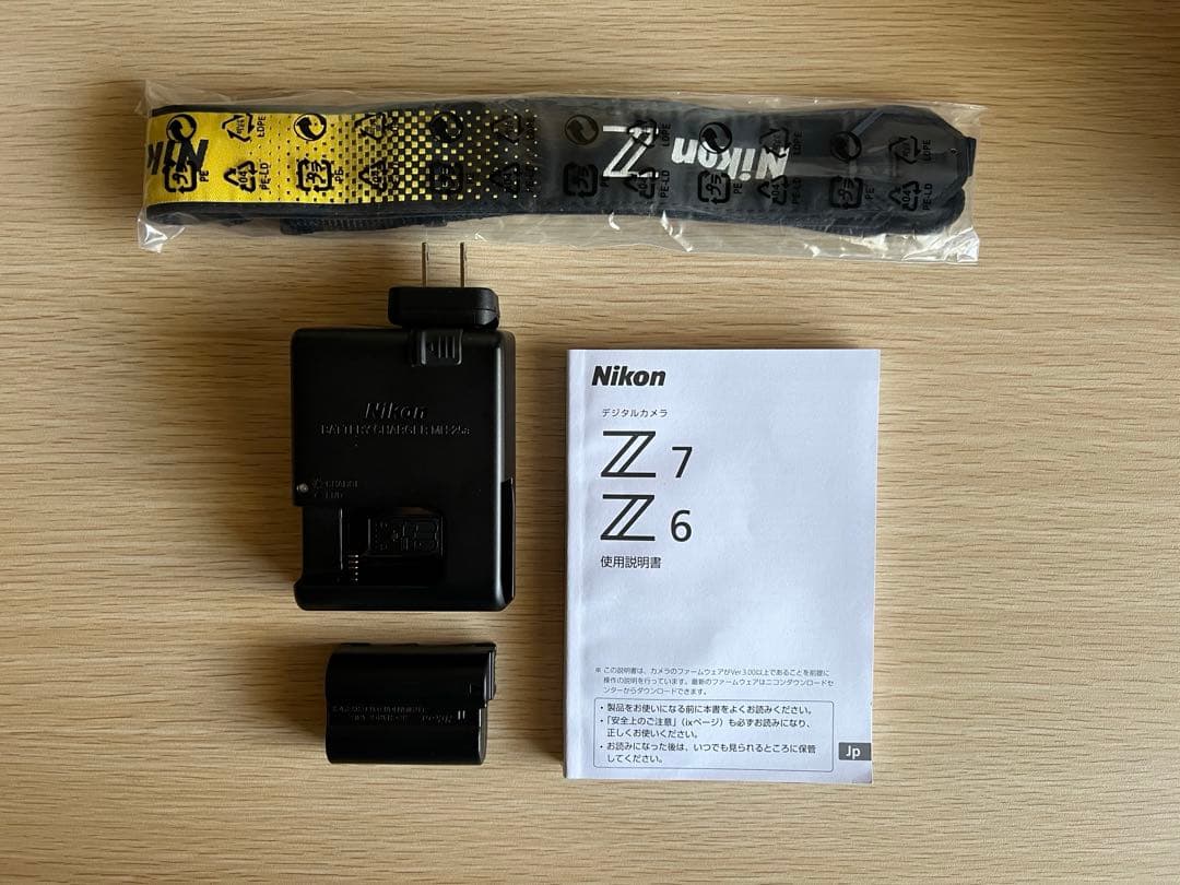 【ショット回数2,110+おまけ付】Z7 24-70mm f/4 レンズキット
