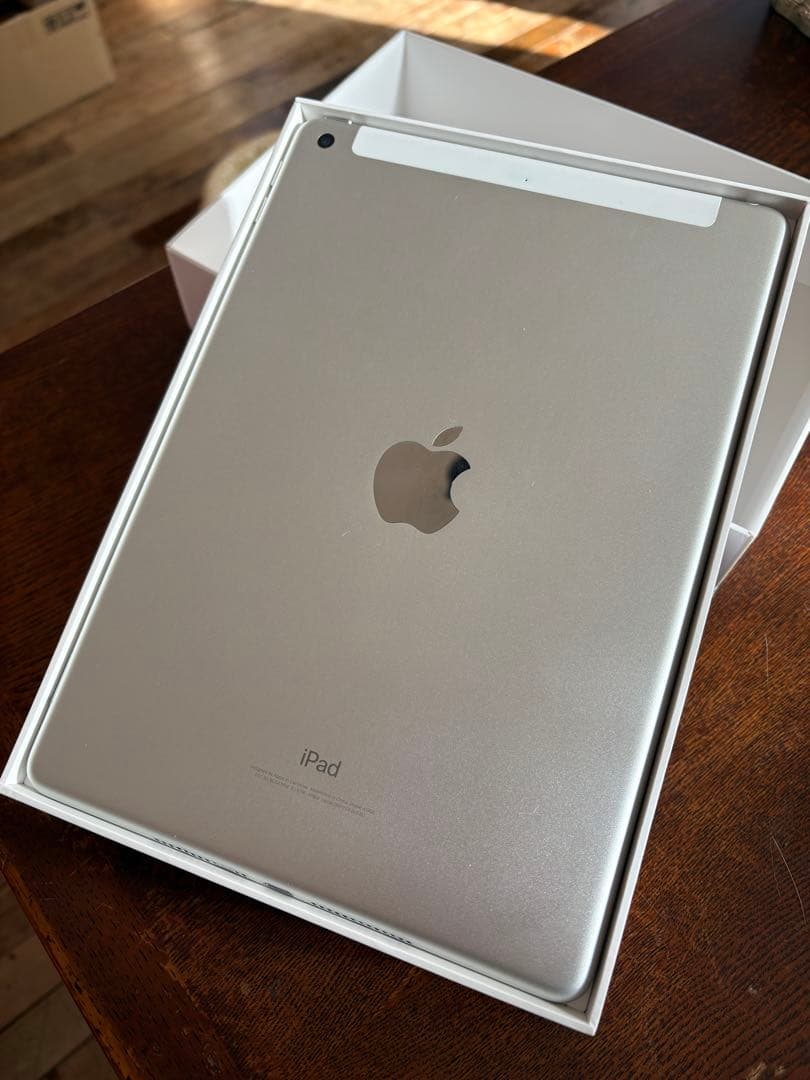 第6世代 iPad 10.2インチ 未使用に近い バッテリー容量96%