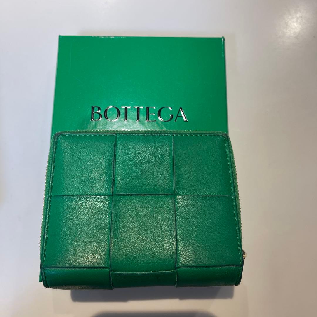 BOTTEGA VENETA グリーン二つ折り財布