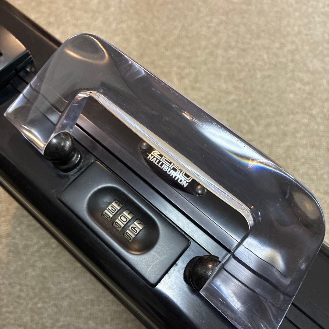 ZERO HALLIBURTON ゼロハリバートン アタッシュケース アルミ製