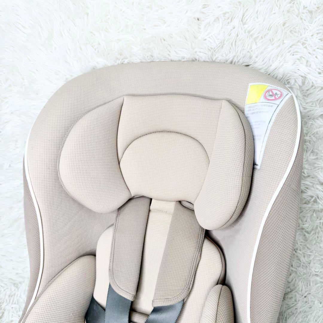 美品 Combi コッコロS UX ヘーゼルナッツ チャイルドシート 軽量