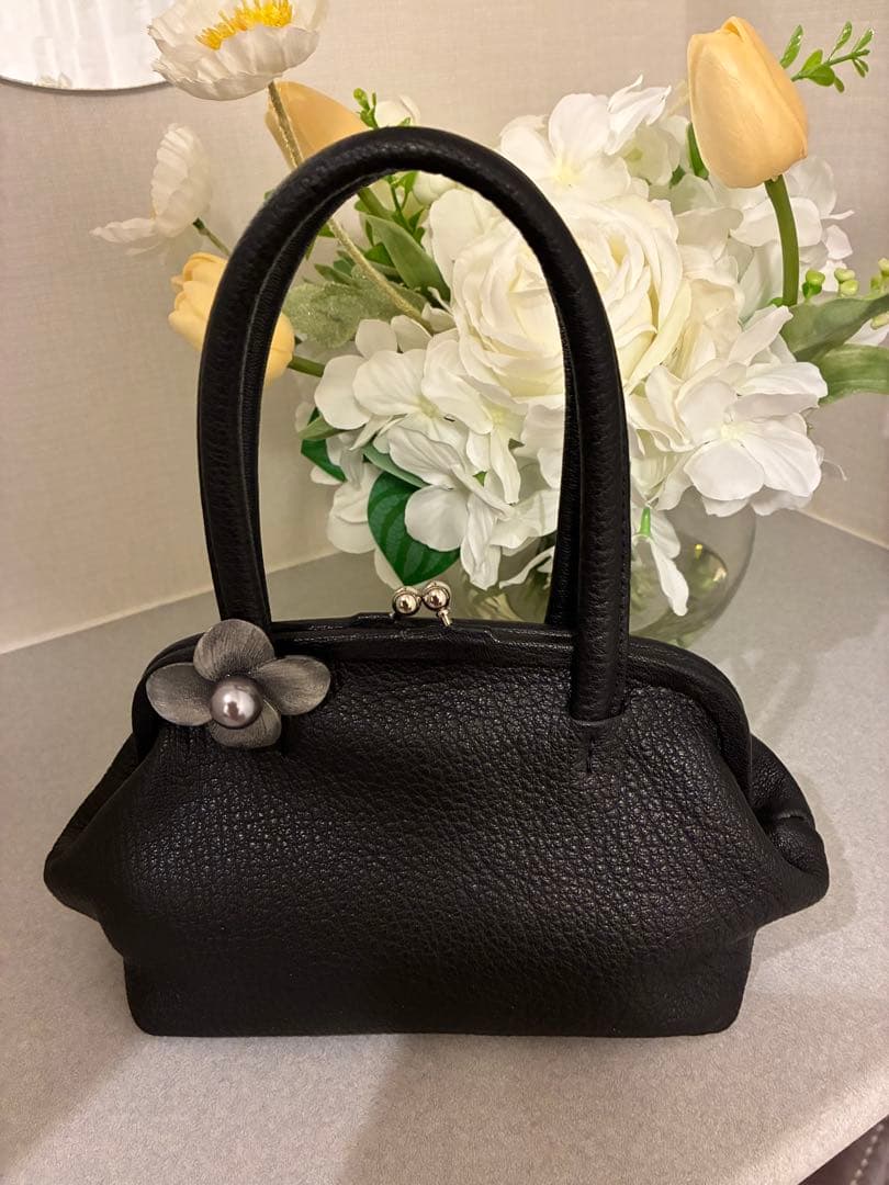 中川政七商店　鹿革のがま口ハンドバッグ