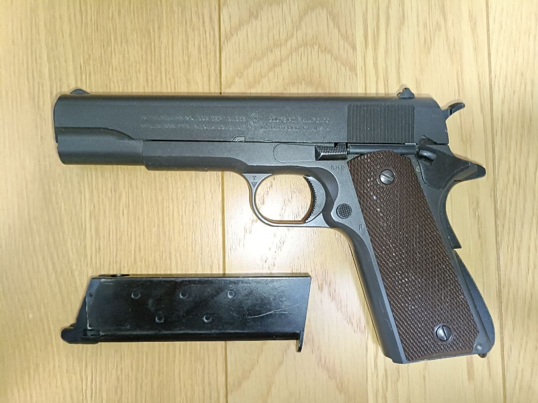 2*j様 東京マルイ　M1911A1 COLT GOVERNMENT ガスガン