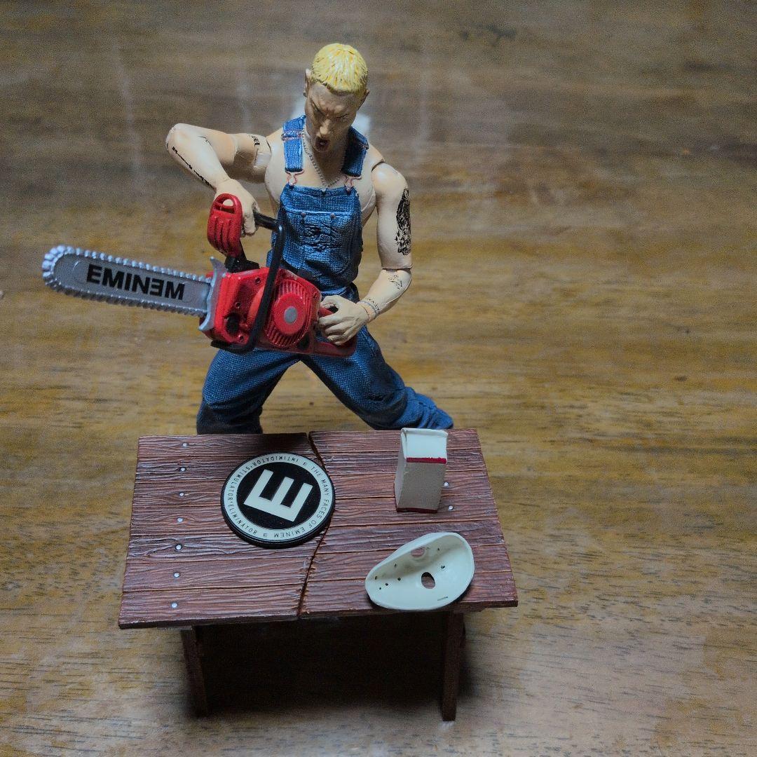 eminem チェーンソー フィギュアエミネム slim shady