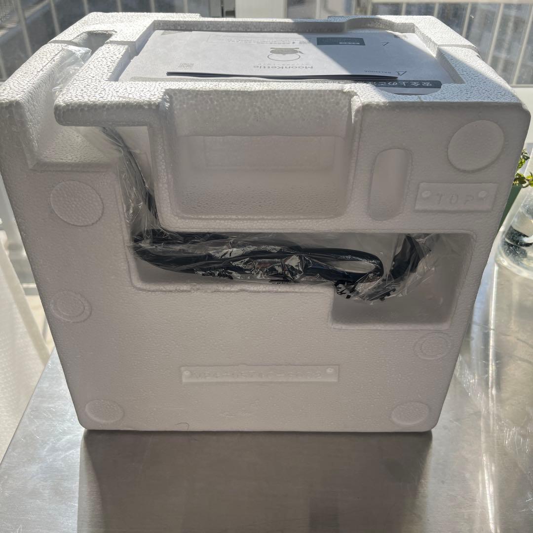 【新品】BALMUDA Moon Kettle ※保証書あり