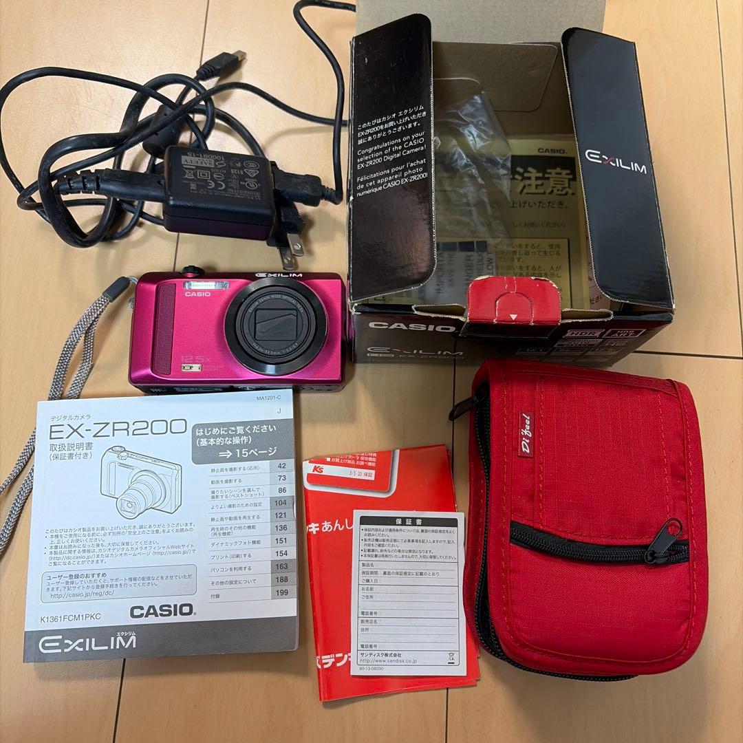 CASIO デジタルカメラ　EXILIM ex-zr200