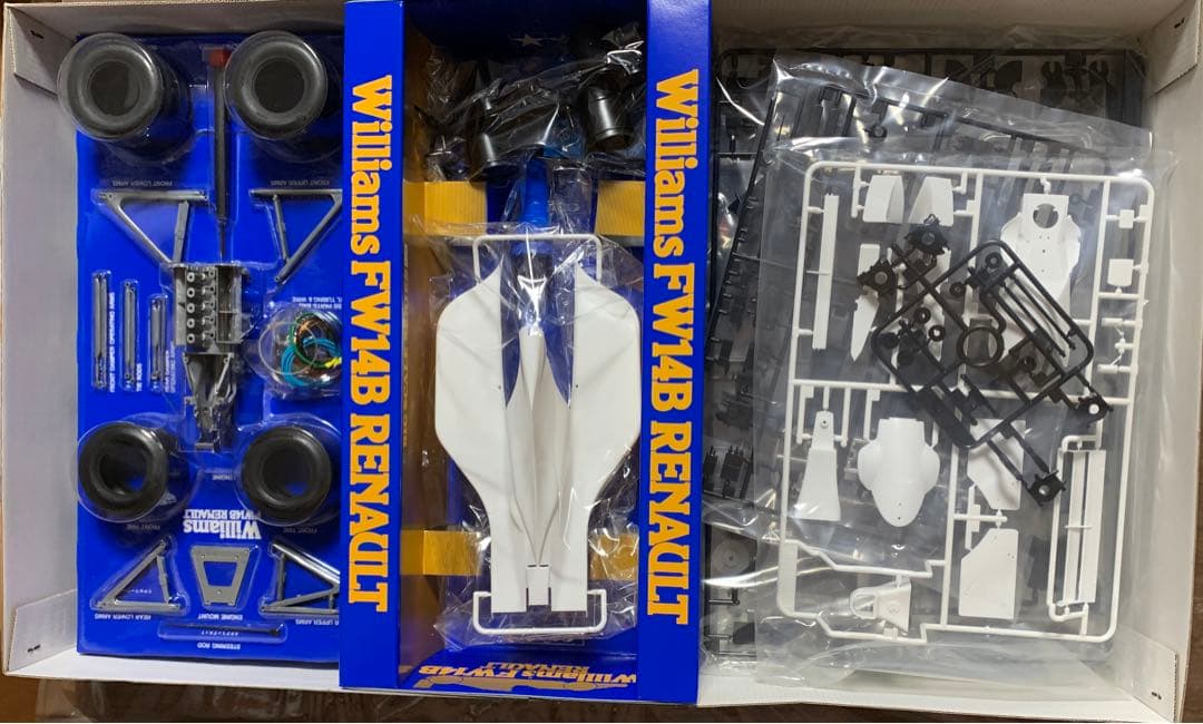 TAMIYA 1/12 ITEM 12029 ウイリアムズFW-14Bルノー