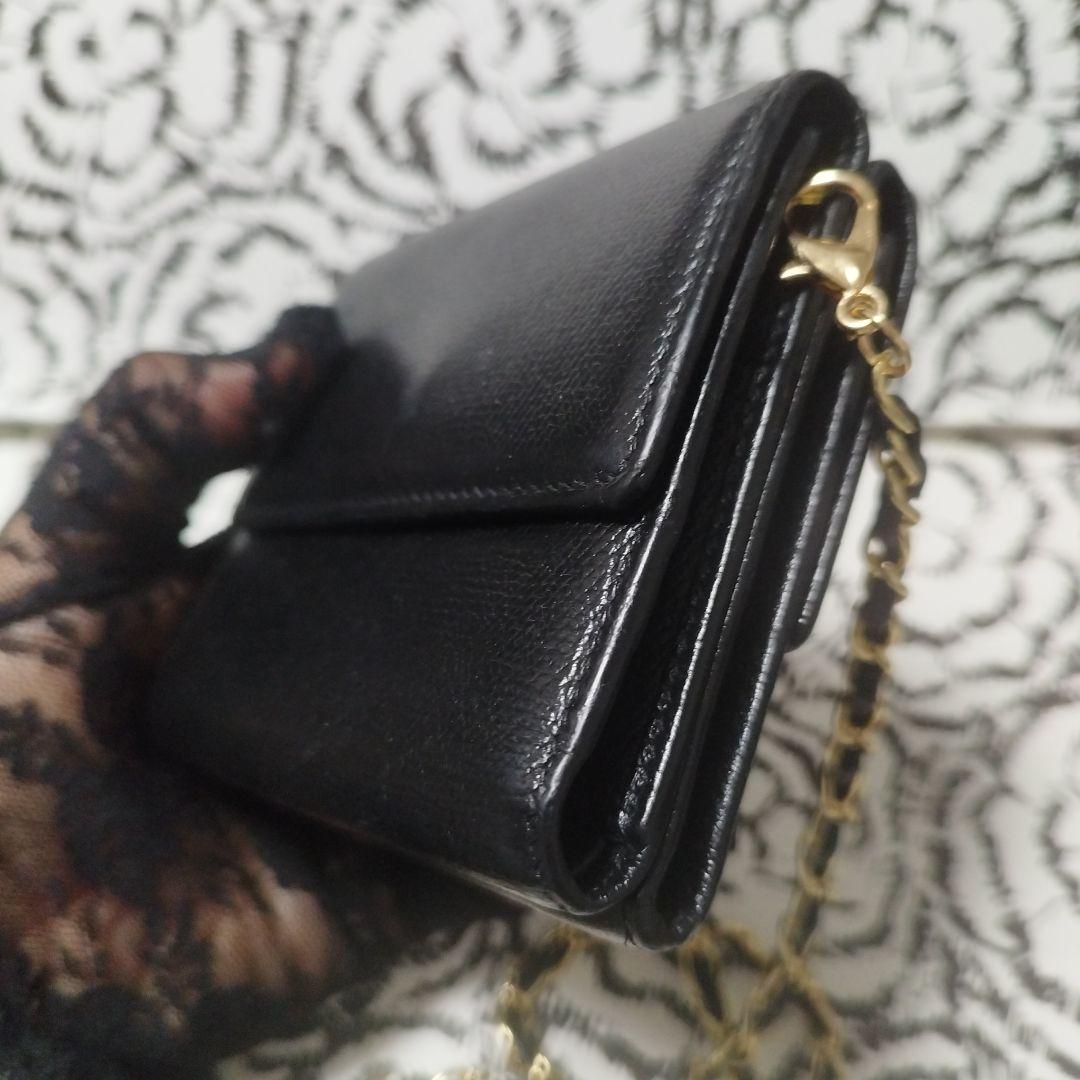 シャネルココボタン　折り財布