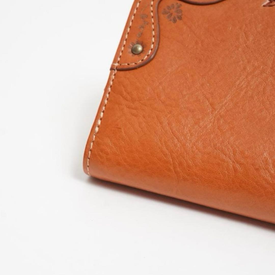 【未使用級】ダコタ 小銭入れ付き二つ折り財布 レザー がま口 マーゴット