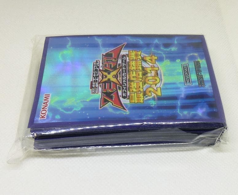 遊戯王 台湾　最強店舗賽 2014 スリーブ 未開封70枚入り