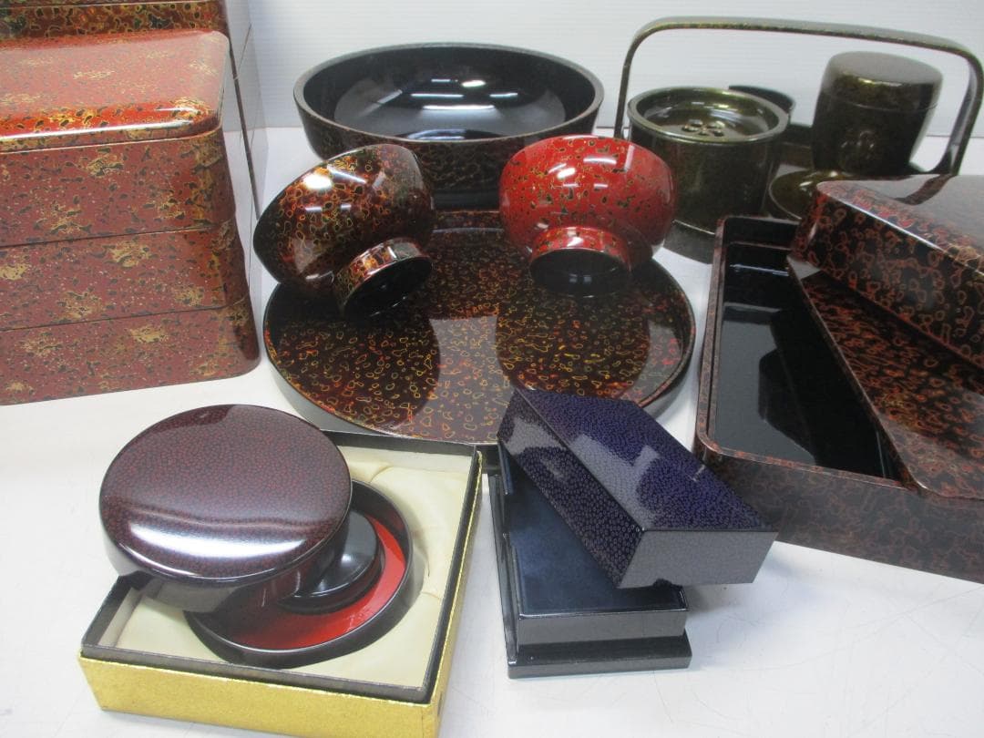 津軽塗 漆器まとめて 唐塗/七々子塗 重箱/硯箱/丸盆/菓子器/夫婦碗他