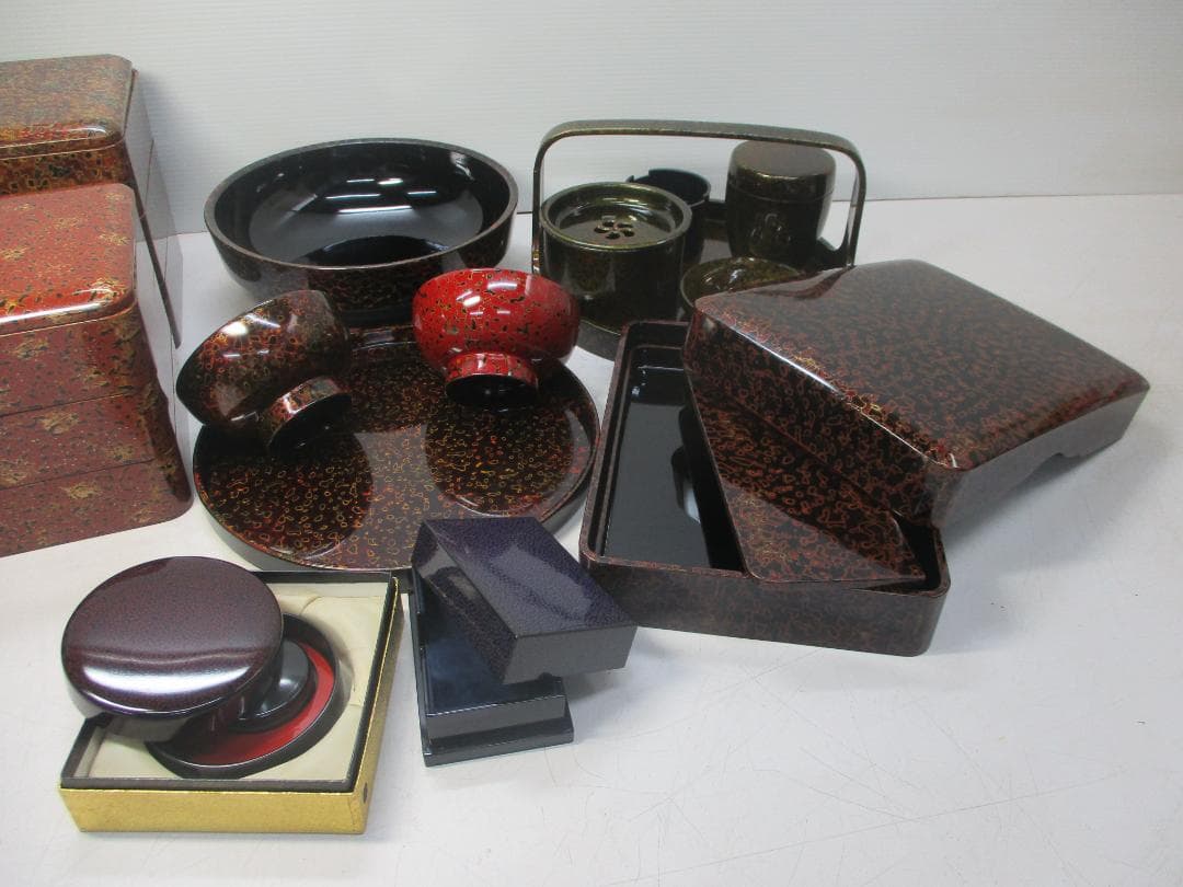 津軽塗 漆器まとめて 唐塗/七々子塗 重箱/硯箱/丸盆/菓子器/夫婦碗他