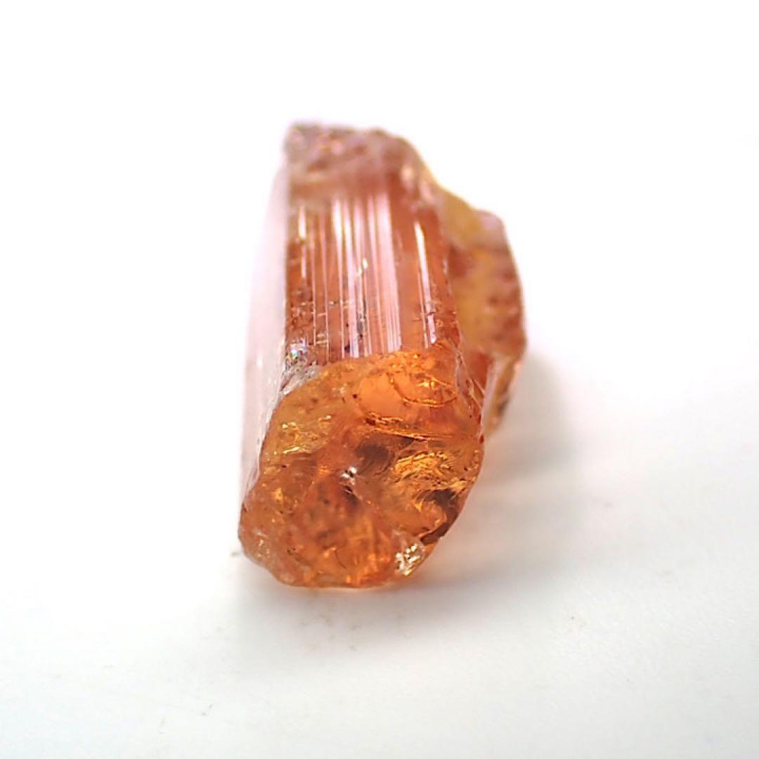 【ブラジル/ミナスジェライス/オウロプレト産】インペリアルトパーズ