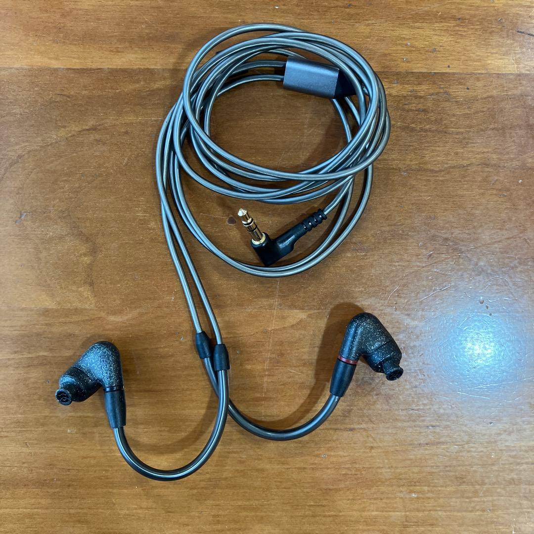 イヤホン Sennheiser IE 300