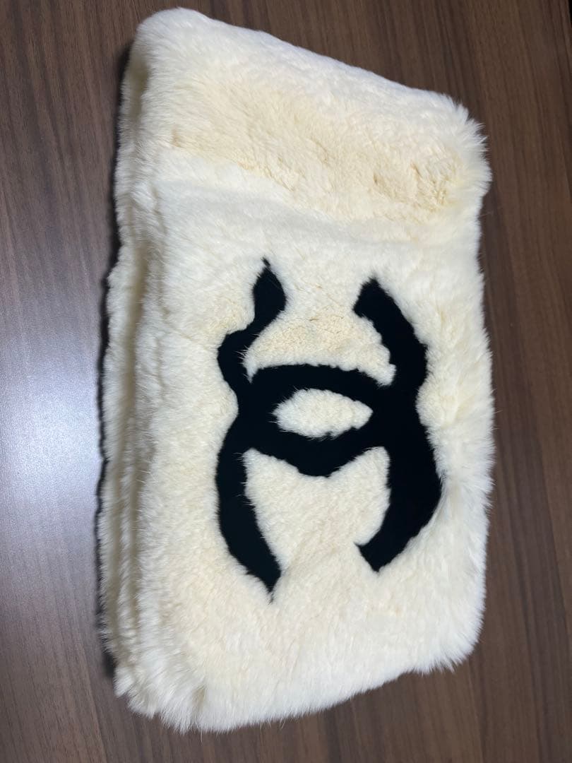 シャネル　ラパン　アイボリーマフラー