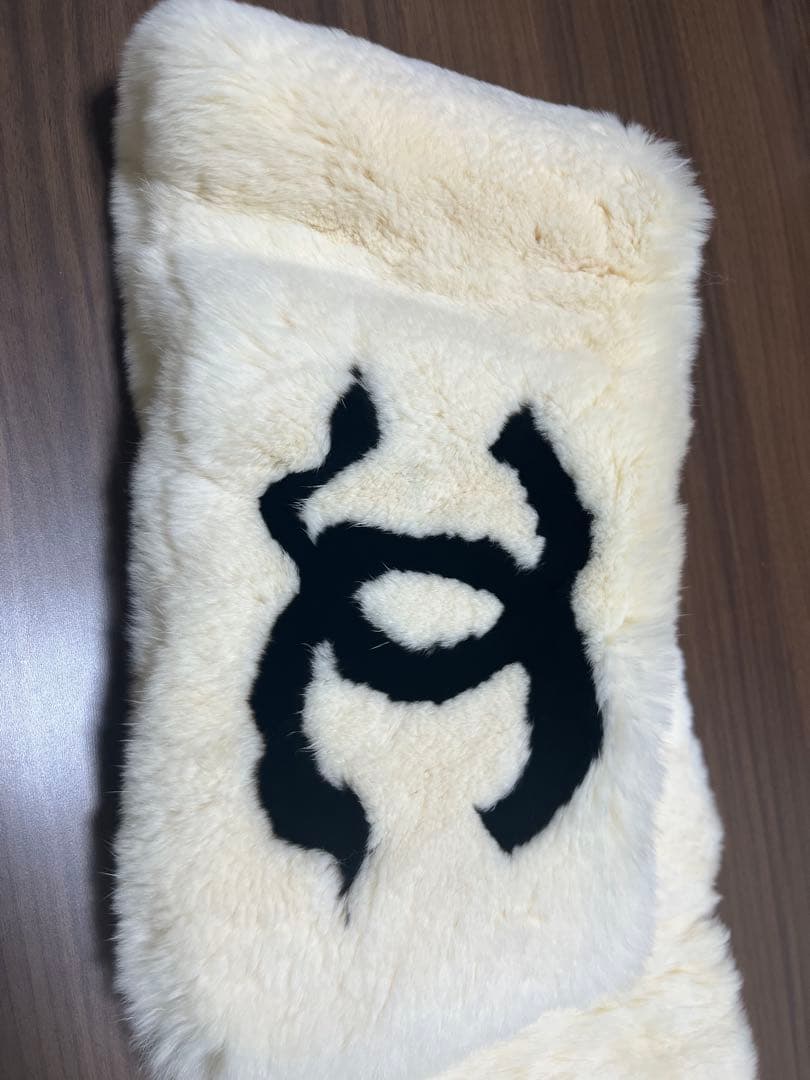 シャネル　ラパン　アイボリーマフラー