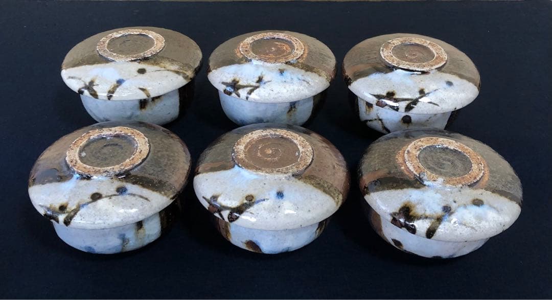 《R》廣永窯 黒織部 蓋物6客 坪島土平 共箱　250826G2