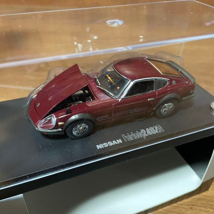 新品未展示品　京商　1/43 日産　フェアレディ240ZG　Maroon