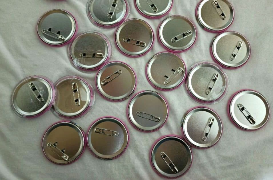 すとぷり　さとみ　缶バッチ　2024　spring デフォ